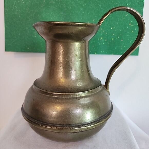 Vintage Heavy Brass Ship Water Pitcher Non Spill Base Rustic Nautical 7.5” - Picture 1 of 6